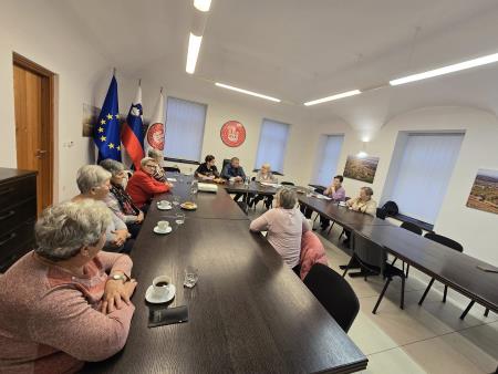 starejši za starejše
