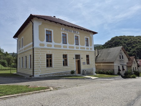 Foto: S.B., Črneška šola