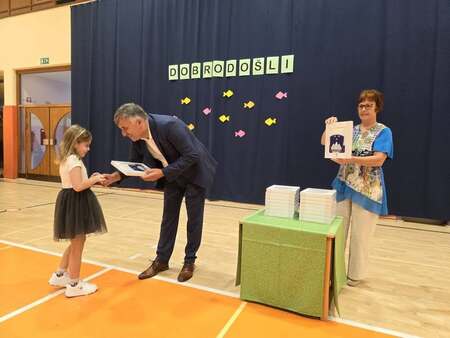 prvi šolski dan, S.B.