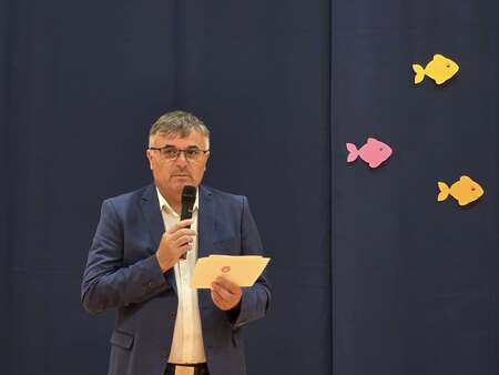 prvi šolski dan, S.B.